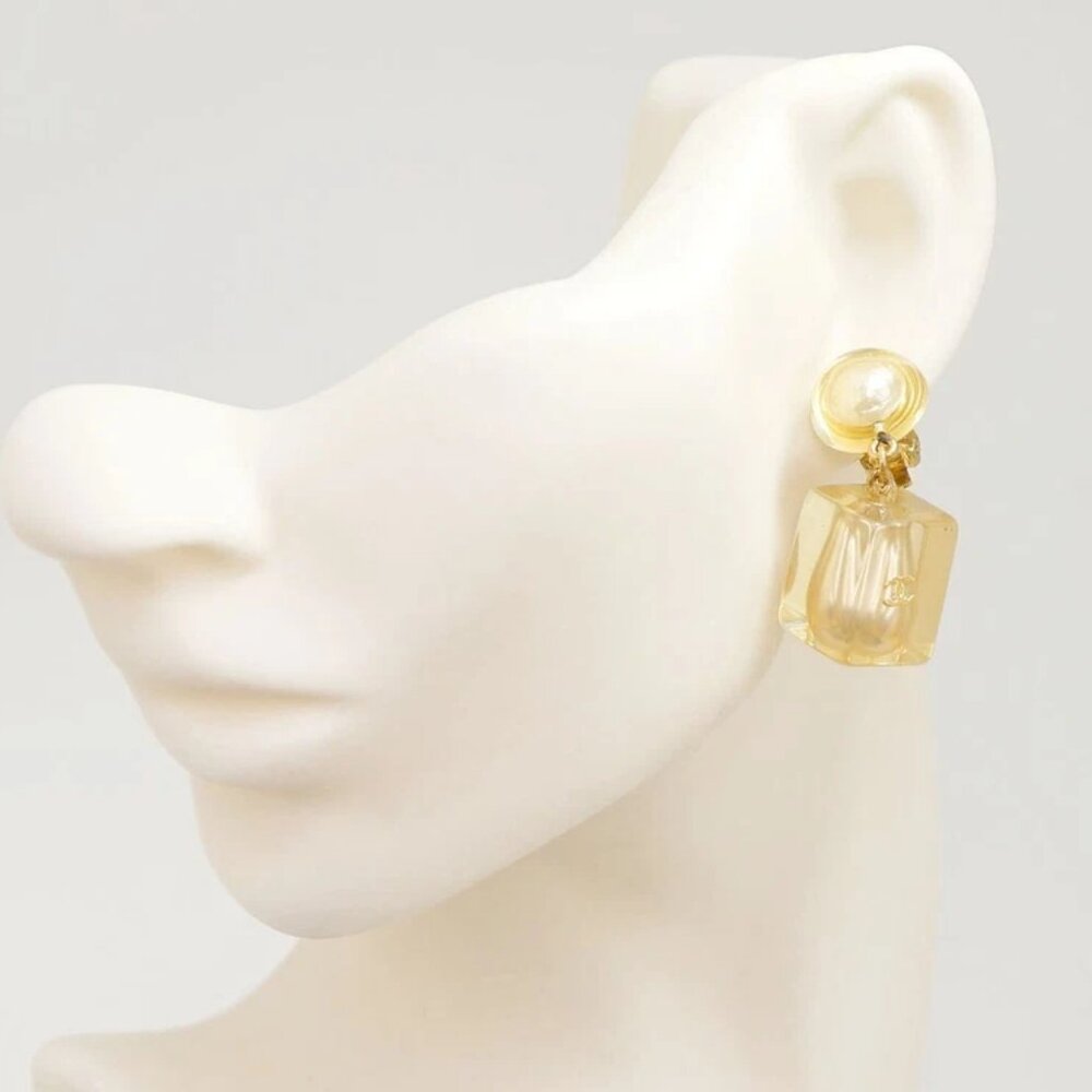 CHANEL CC Logos Pearl Lucite Cube Dangle Earrings Gold Tone 97P Auth w/Box - Picture 2 of 6